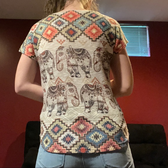 Beige Elephant Pattern Top - Picture 4 of 7